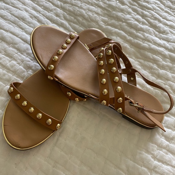 Report Signature Sandals Size 8 - Picture 2 of 2